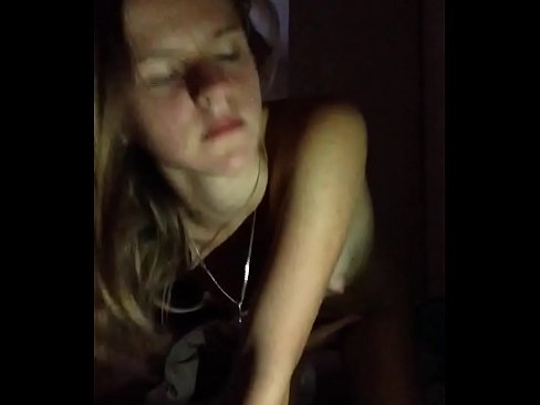 ❤️ Uma garota se masturba e se ejacula Porno fodido em porno pt-br.porngameshub.ru ﹏